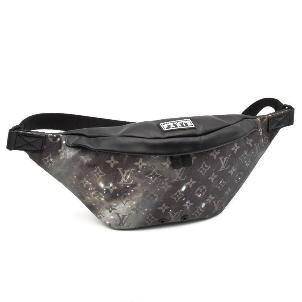 Discovery Bum Bag Monogram Galaxy Leather Body Bag Waist Pouch Black